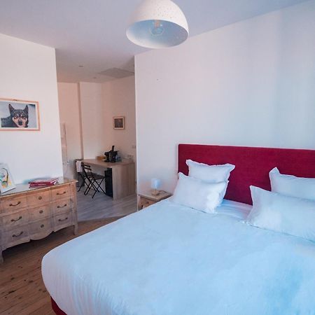 Cedreblanc Bed & Breakfast แซงต์เตมีลียง ภายนอก รูปภาพ